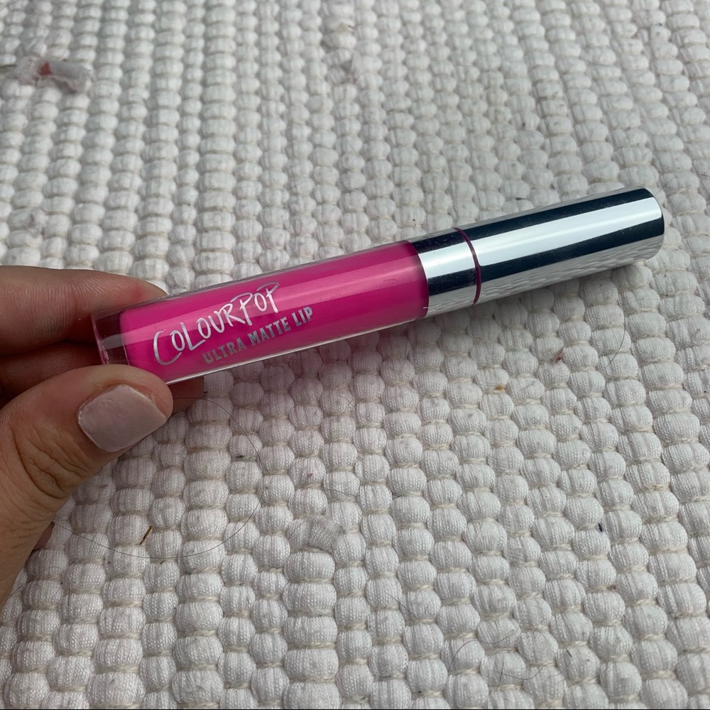 🌸 colourpop matte lip